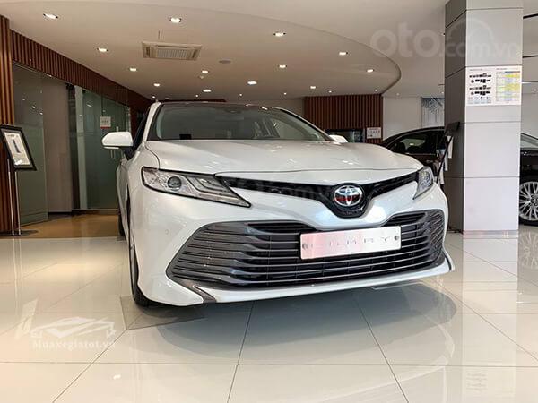 Toyota Mỹ Đình giao ngay Camry 2019 nhập Thái đủ màu giao ngay 03381.888.22, hỗ trợ trả góp lãi suất tốt0