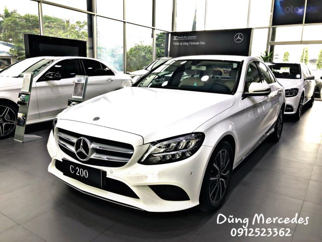 Bán Mercedes C200 2019 đủ màu, vay 90%, giao xe ngay - LH 09125233620