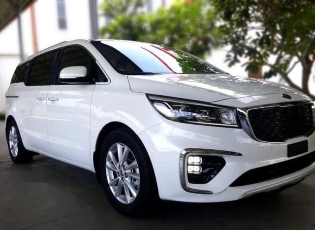 Bán xe Kia Sedona 2019, màu trắng