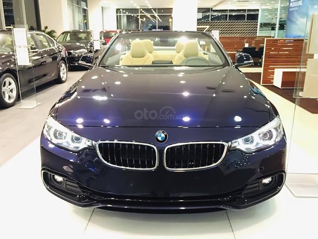 Bán xe BMW 420i Convertible mui trần mới 100%, số tự động, xe 2 cửa, 4 chỗ