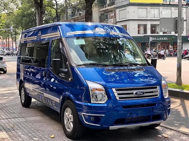 Cần bán Ford Transit S Limousine 2019, màu xanh lam, đưa trước 300 triệu giao xe ngay, bao đậu ngân hàng