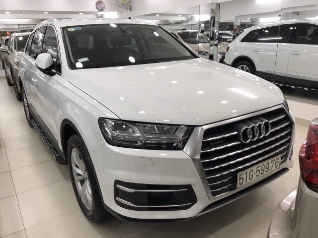 Bán Audi Q7 sản xuất 2016, ĐK 2017, xe đi lướt đúng 20.000km, cam kết chất lượng bao kiểm tra tại hãng Audi