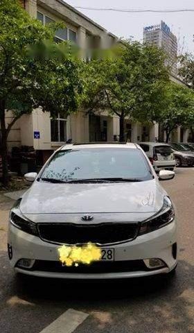 Cần bán xe Kia Cerato 2017, model 2018, giá 61tr0