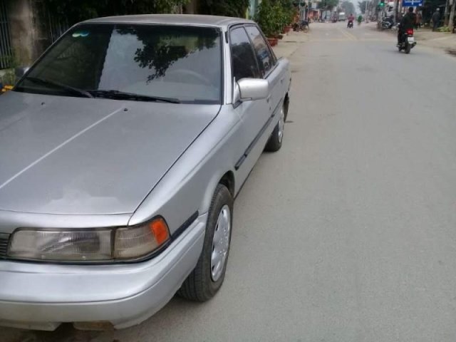 Cần bán xe Toyota Camry đời 1987, màu bạc, nhập khẩu nguyên chiếc