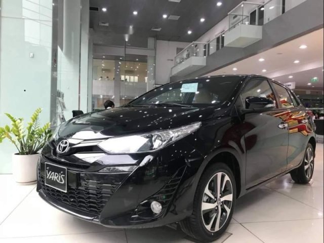 Cần bán Toyota Yaris đời 2019, màu đen, nhập khẩu Thái Lan giá cạnh tranh0