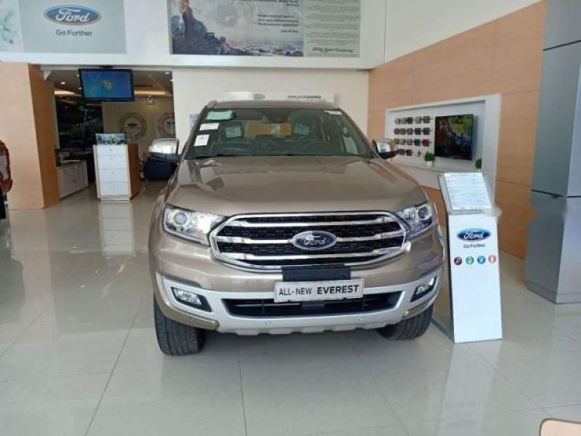 Bán Ford Everest Titanium AT sản xuất 2019, nhập khẩu nguyên chiếc