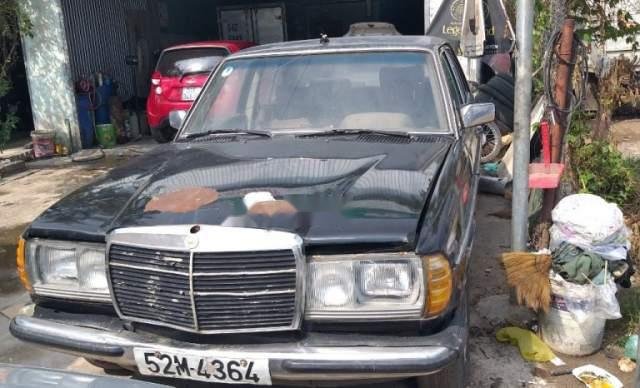 Cần bán Mercedes E230 năm 1985, xe nhập   