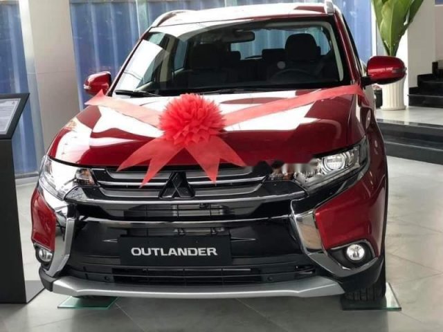 Bán Mitsubishi Outlander 2.0L sản xuất 2019, màu đỏ, giá tốt0