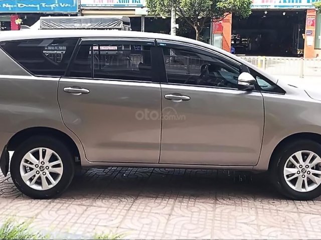 Bán Toyota Innova E sản xuất 2017