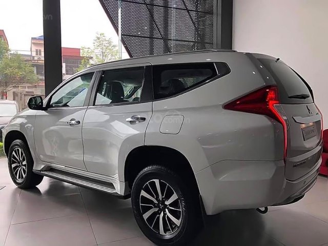 Bán xe Mitsubishi Pajero Sport sản xuất năm 2018, màu trắng, xe nhập, giá tốt