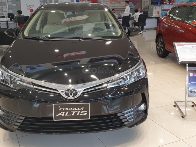 Toyota Altis 1.8G giao ngay, chiết khấu tiền mặt trực tiếp, lắp đặt phụ kiện chính hãng0