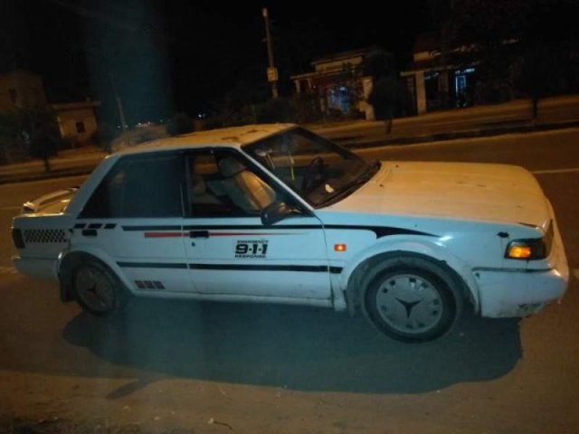 Bán Nissan Bluebird 1986, màu trắng, xe nhập0