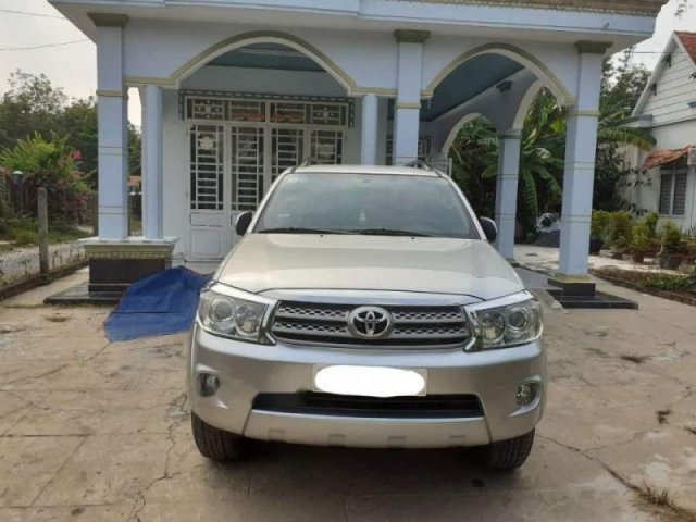 Bán ô tô Toyota Fortuner sản xuất 2010, xe đẹp0