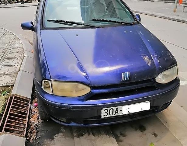 Cần bán xe Fiat Siena HLX 1.6 đời 2003, màu xanh lam như mới