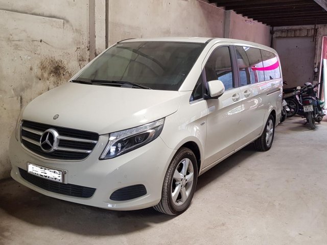 Bán xe 7 chỗ Mercedes-Benz V220D – “Ngôi nhà di dộng sang trọng, hiện đại”