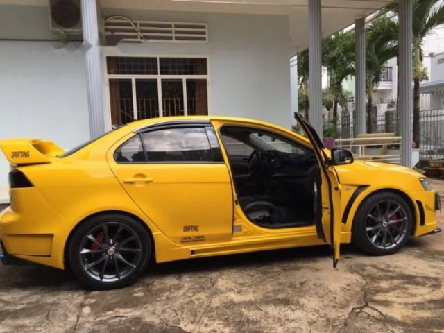 Cần bán gấp Mitsubishi Lancer EX Sport đời 2010, màu vàng, nhập khẩu nguyên chiếc0