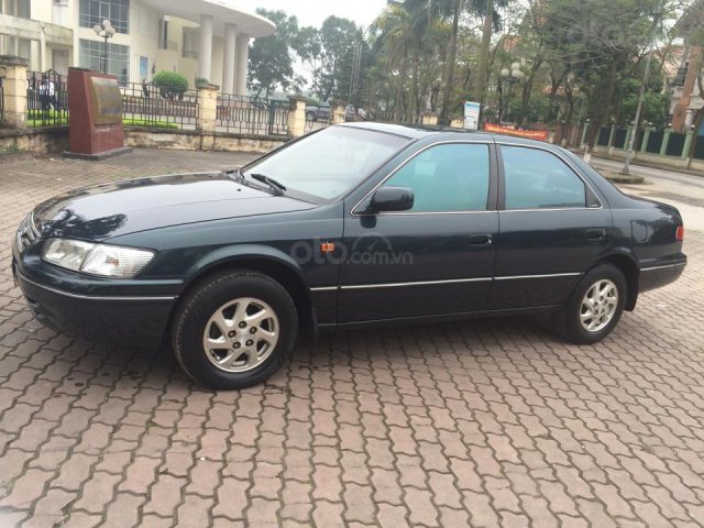 Bán Toyota Camry 2000 GLI số sàn, nhập Nhật, màu xanh zin nguyên