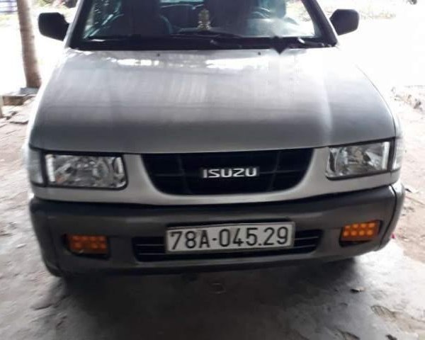 Bán xe Isuzu Hi lander năm sản xuất 2003, màu bạc, giá 162tr0