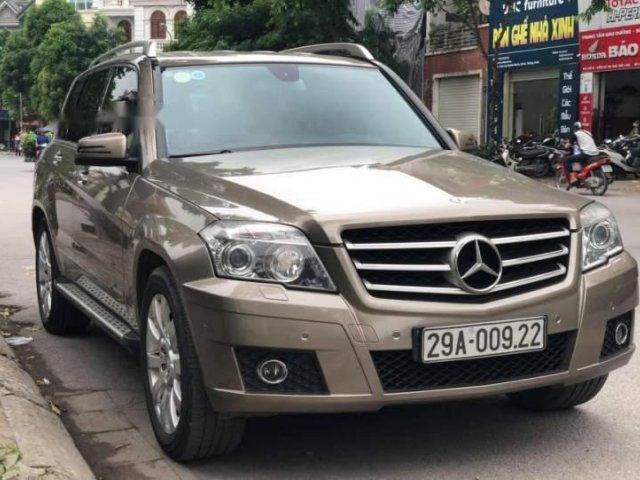 Bán Mercedes GLK300 năm 2011, màu vàng, chính chủ, giá chỉ 688 triệu0