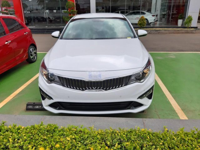 Bán Kia Optima 2019, phân khúc D với giá phân Khúc C, liên hệ ngay 0986.738.523