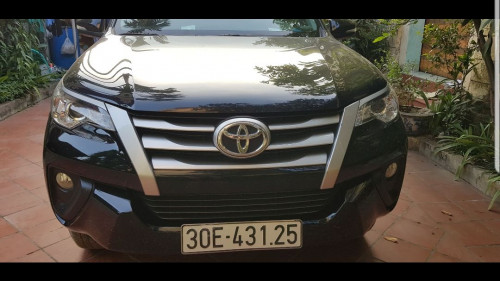 Bán xe Toyota Fortuner MT năm sản xuất 2017