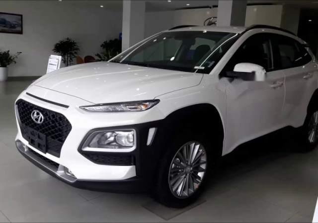 Bán xe Hyundai Kona năm 2019, màu trắng, nhập khẩu, giá 675tr0