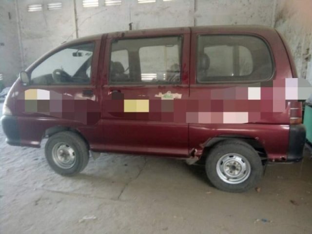 Bán xe Citivan 7 chỗ, sản xuất năm 2004, máy êm ru