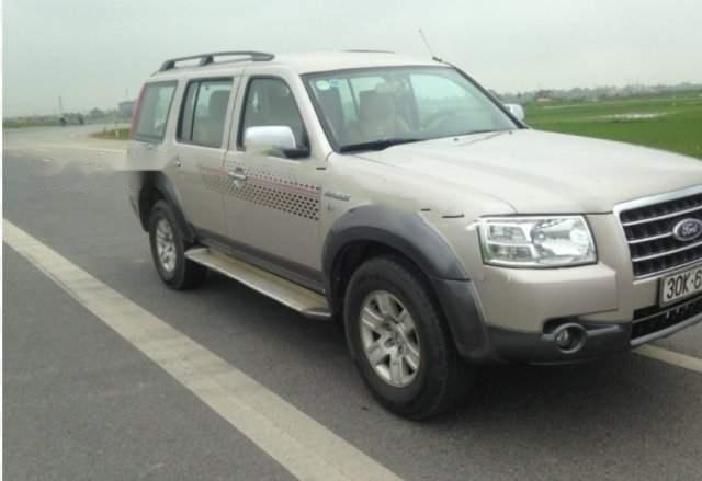 Cần bán xe Ford Everest MT năm 2008 xe gia đình0