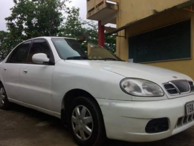 Bán xe Daewoo Lanos đời 2005, màu trắng chính chủ, giá chỉ 95 triệu