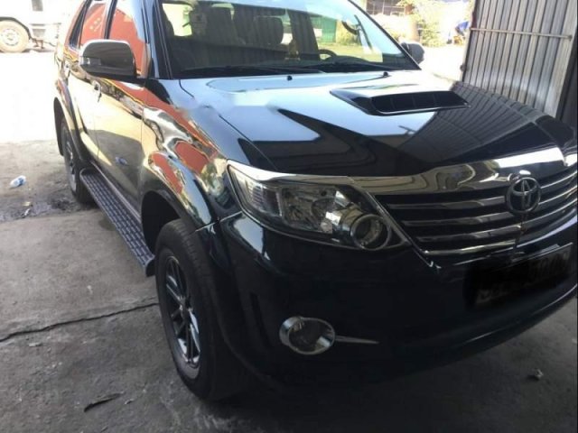 Cần bán Toyota Fortuner năm 2015, màu đen xe gia đình, giá chỉ 795 triệu