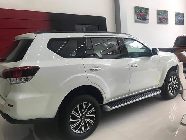 Bán ô tô Nissan Terra E 2.5 AT 2WD đời 2018, màu trắng, xe nhập