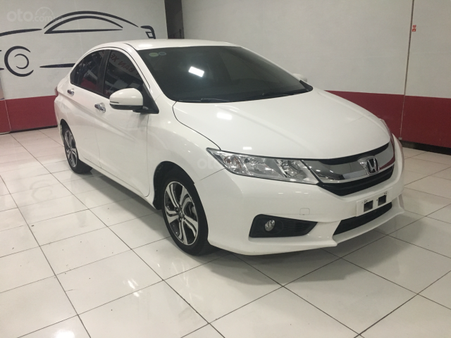 Bán Honda City năm 2016, màu trắng, giá 495 triệu0