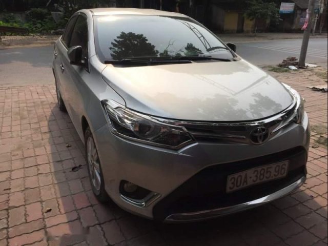 Cần bán xe Toyota Vios G năm 2014, màu bạc