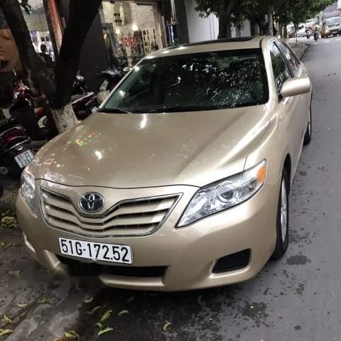 Cần bán Toyota Camry đời 2010, xe nhập, xe gia đình sử dụng rất đẹp