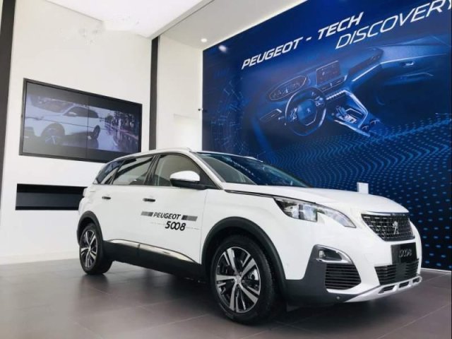 Bán Peugeot 5008 đời 2019, màu trắng, ưu đãi lớn0