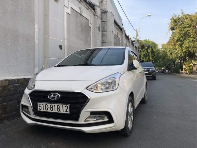 Bán xe Hyundai Grand i10 đời 2018, màu trắng như mới