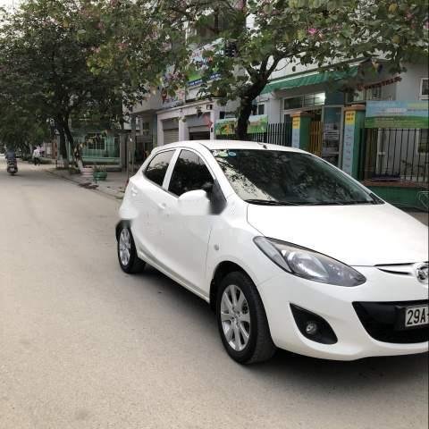 Bán xe Mazda 2 2012, màu trắng, số tự động 