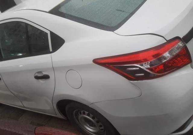 Bán lại xe Toyota Vios Limo đời 2014, màu trắng, giá 318tr