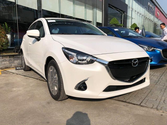 Mazda 2 nhập Thái 100% - Quà tặng hấp dẫn tháng 05 - giao xe tận nhà - LH 0975599318 giá tốt nhất HCM0