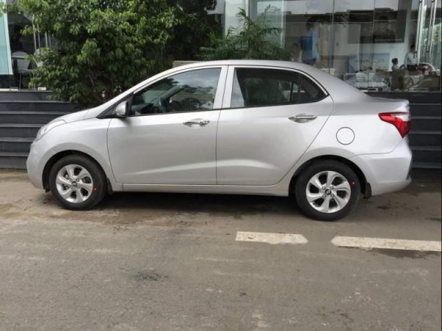 Bán Hyundai Grand i10 đời 2019, màu bạc, nhập khẩu nguyên chiếc