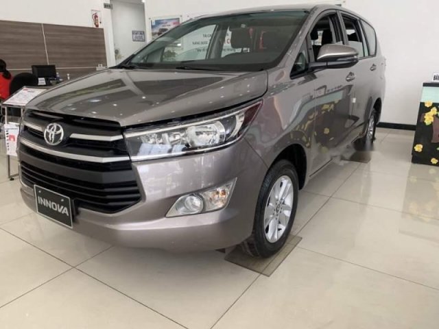 Bán Toyota Innova năm sản xuất 2019, chỉ cần thanh toán trước 240 triệu là có thể nhận xe