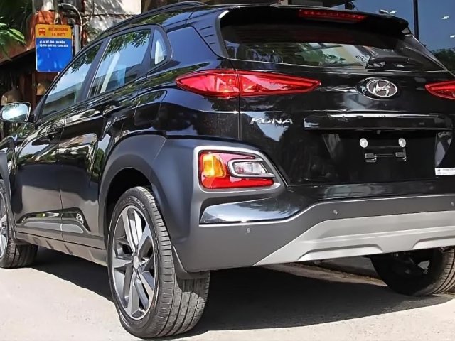 Bán Hyundai Kona 1.6 Turbo 2019, màu đen, xe mới 100%