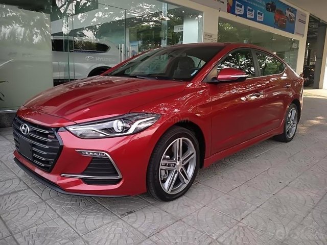 Bán xe Hyundai Elantra Sport 1.6 AT đời 2019, màu đỏ, hệ thống an toàn đầy đủ, hiện đại nhất