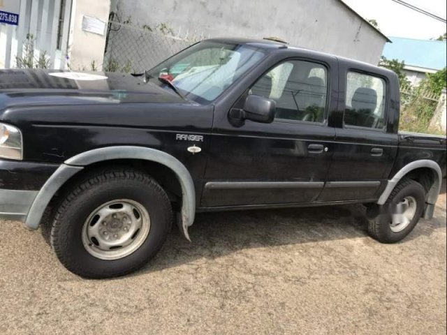 Cần bán Ford Ranger đời 2005, màu đen, nhập khẩu còn mới0