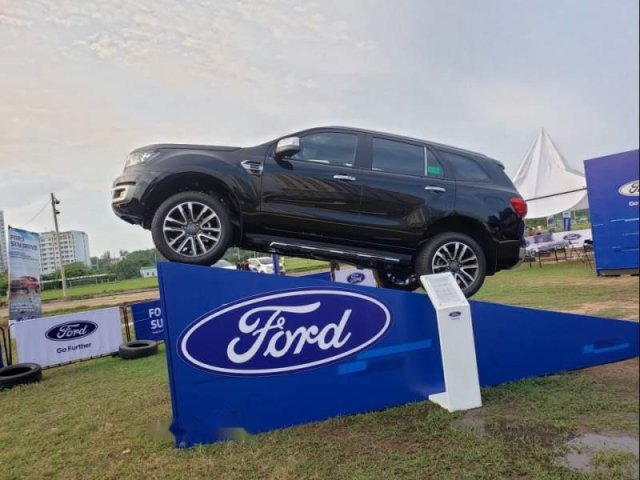 Bán Ford Everest năm sản xuất 2019, xe nhập