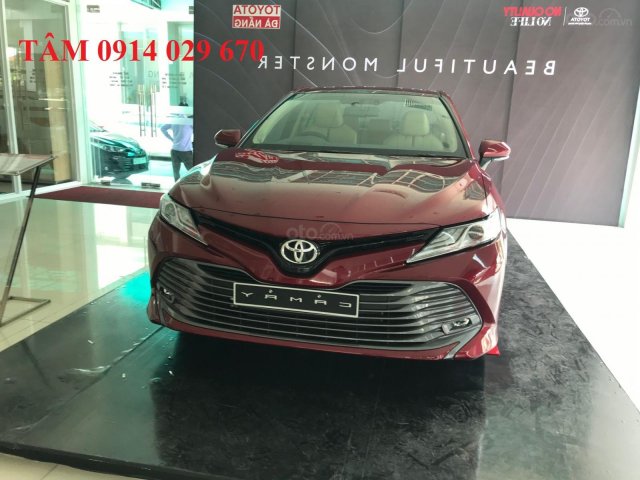 Camry 2020 nhập khẩu nguyên chiếc, hỗ trợ mua trả góp 80%