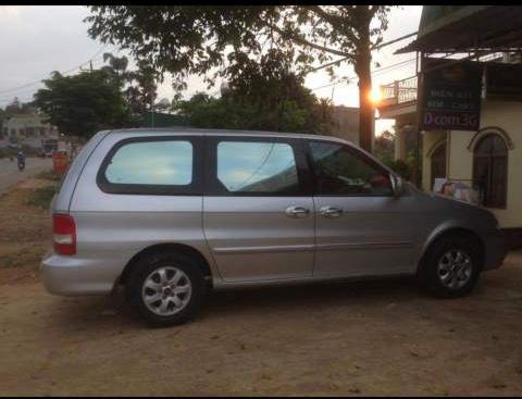 Bán Kia Carnival đời 2005, màu bạc, nhập khẩu0