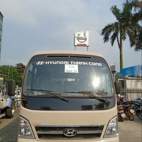 Bán xe Hyundai County đời 2019, màu kem (be)0