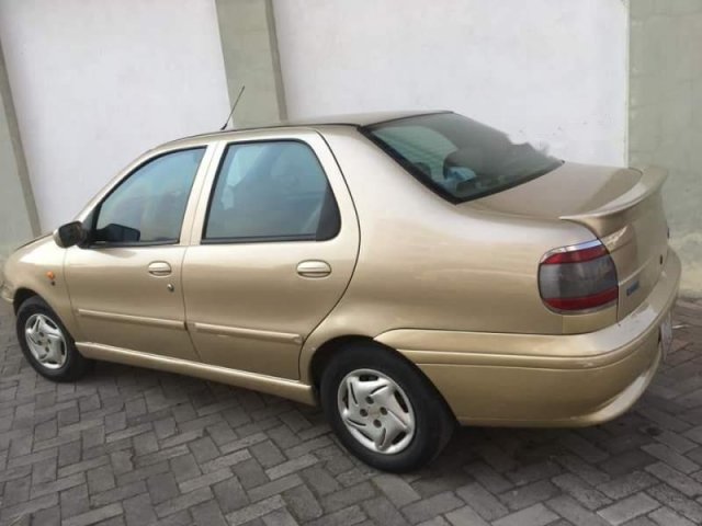 Bán Fiat Siena 1.3 2004, màu vàng, nhập khẩu, chính chủ0