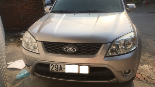 Cần bán gấp Ford Escape 2.2 AT đời 2011 chính chủ, giá chỉ 418 triệu